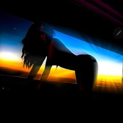 Sid Lam (miss_sidvicious) Header Photo Added 2024-08-17