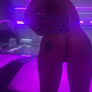 Maybell🫦 Added Photo on 2025-05-17