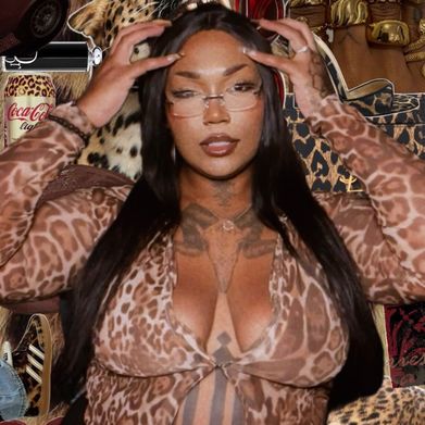 Kay Kisses 💋 (kaygaykisses) Header Photo Added 2025-08-12