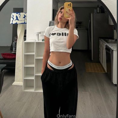 ⋆.˚lillian˚.⋆ (babylillian) Header Photo Added 2024-10-22