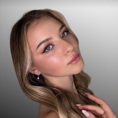 OnlyFans Model Lilly 🐣 (lilly.charmm) Profile Image