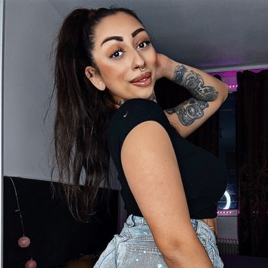 Silvia Pinkerbell FREE (silviapinkerbellfree) Profile Photo Added 2025-02-23