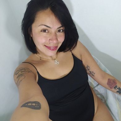 • Carolina • (misscarolinaarg) Profile Photo Added 2025-10-24