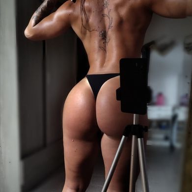 Peachy Beauty 🍑 (peachybeauty) Profile Photo Added 2025-02-11