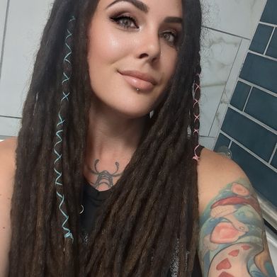 Magik (magiklydelicious) Profile Photo Added 2025-02-24