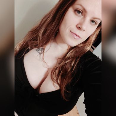 CrazySnakeLady (u456617866) Profile Photo Added 2025-02-05