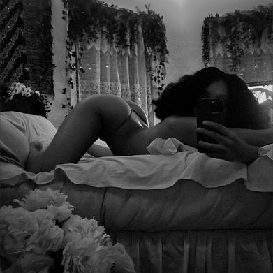 Favorite (missfavorjte) Header Photo Added 2025-02-27