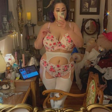 CallieVane (callievane) Header Photo Added 2024-09-14