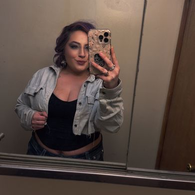 Kate🌻 (katewithhhafattiee) Profile Photo Added 2025-02-26