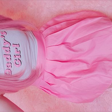 bubblegumbl0ndie (bubblegumbl0ndie) Header Photo Added 2025-02-03