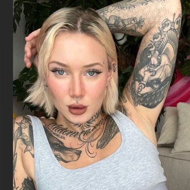 Stella Wolf (stella.wolf) Profile Photo Added 2024-08-21