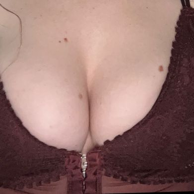 Ariel Ocean (arieloceanxx) Header Photo Added 2025-01-08