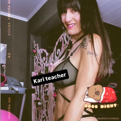 Kari victoria (kariteacher29) Header Photo Added 2025-08-26