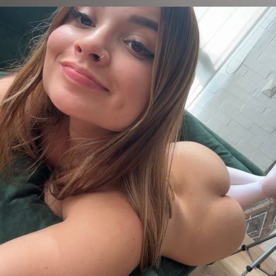 ˚✧₊Isa༚✧˳ (isabaee) Header Photo Added 2025-05-15