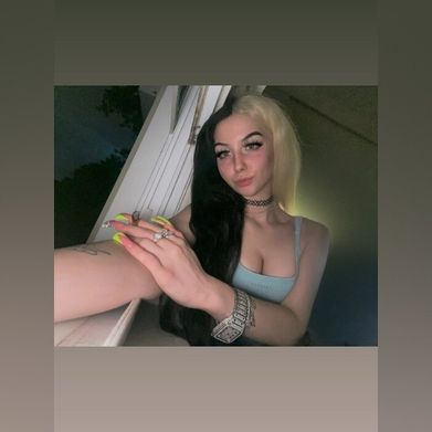 Baby Bunnie💦 (bunieeee) Header Photo Added 2025-10-24