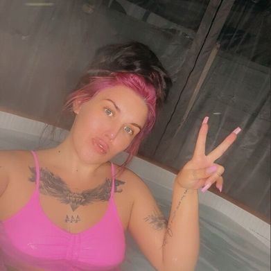 Channie Mae - My Sluutty World🩷🩷 (xoxchanniemae) Profile Photo Added 2025-11-13