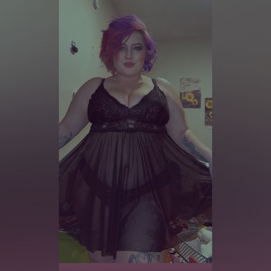 Kate🌻 (katewithhhafattiee) Header Photo Added 2025-02-26