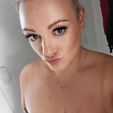 Tessa (tessa_wayne) Profile Photo Added 2024-07-17