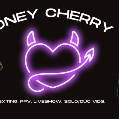 Honey (honeycherryy) Header Photo Added 2025-03-04