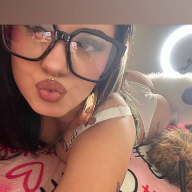 LA NENA 🩷 (lanenaof) Header Photo Added 2025-12-05