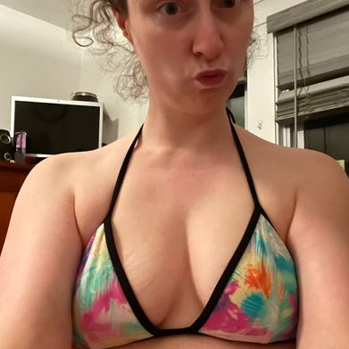 Ball Bust Girl (ball_bust_girl) Header Photo Added 2025-03-26