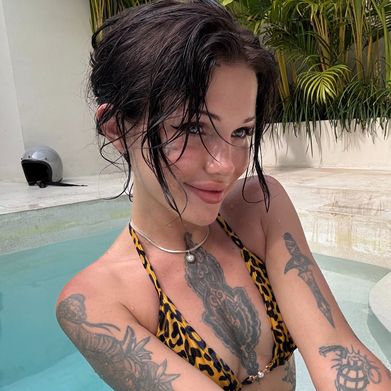 Asya (asinababy) OnlyFans Profile Image