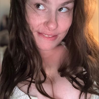 Betsy (bendybetsy) Header Photo Added 2025-06-30