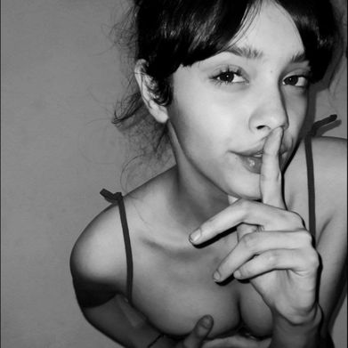 OnlyFans Model Alejandra Daiana Benitez (mili_hot019) Profile Image