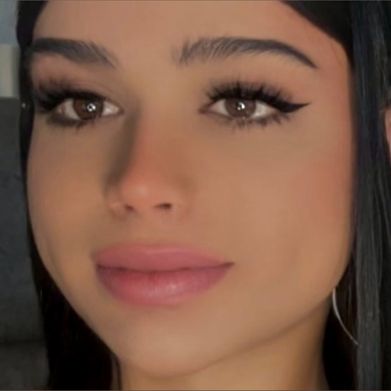 Sofía (sofiasagasti) Header Photo Added 2025-02-11