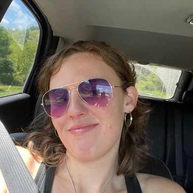 Daisy Sinclair (daisysinclair1998) Header Photo Added 2025-07-30