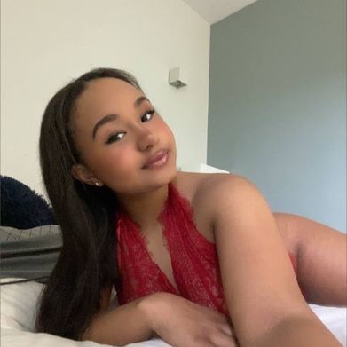 Margaux 🍓 (margauxbby1z) Profile Photo Added 2025-05-05