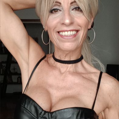 ⛓️ 𝘿𝙀𝘼 𝙋𝙀𝙍𝙑𝙀𝙍𝙎𝘼 🖤 (electravellini) Profile Photo Added 2025-07-30