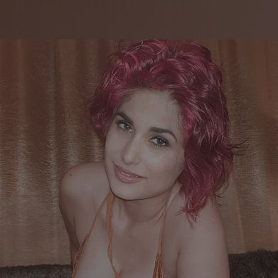 elenaxatzi (elenaxatzifree) OnlyFans profile photo