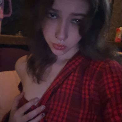 Trixxie (spicychickenbq) Profile Photo Added 2024-12-16