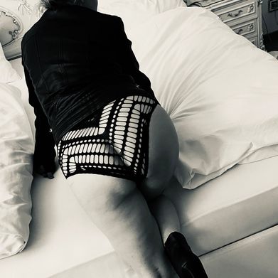 Mia Hase (miahase) Header Photo Added 2025-02-07