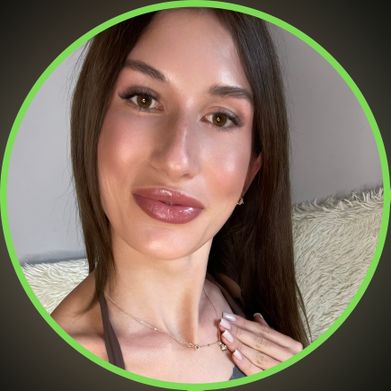 Lily Snow❤️ (lilysnowww) OnlyFans Profile Image