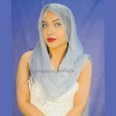 Muslim hotwife 🧕🇵🇰 (muslim_hotwife) OnlyFans Profile Image