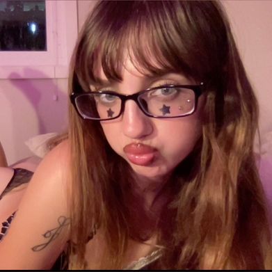 joy (sadbbgurl) OnlyFans Profile Image