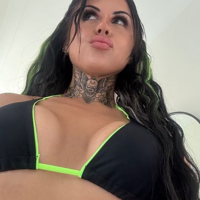 CHARLOTTE 🖤 (realcharlottevixen) OnlyFans profile photo