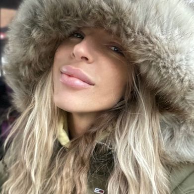 Mia Engel (mia.engel.official) Profile Photo Added 2025-02-09