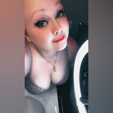 Sexy Sarah 😈 Added Photo on 2024-10-31