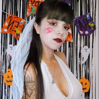 ✨ 𝔹𝕦𝕤𝕥𝕪 𝕒𝕟𝕕 𝔻𝕚𝕣𝕥𝕪 𝔾𝕚𝕣𝕝 ✨ Added Photo on 2024-10-26