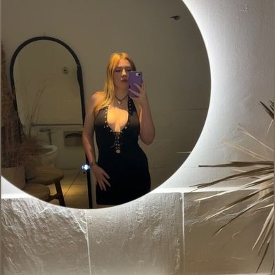 OnlyFans Model Stella Adams (stellaxxadams) Profile Image