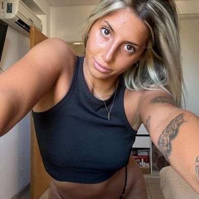 Emma 🎀 (emmyscakes) Profile Photo Added 2025-03-04