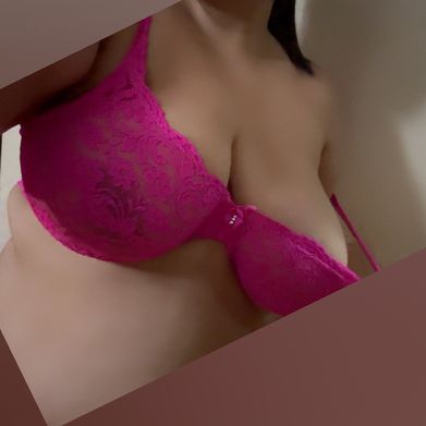 Passion_Curve (passion_curve) Header Photo Added 2025-07-15