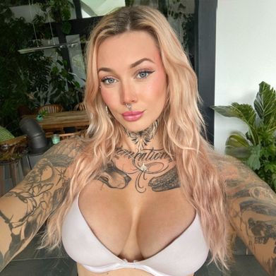 OnlyFans Model Stella Wolf (stella.wolf) Profile Image