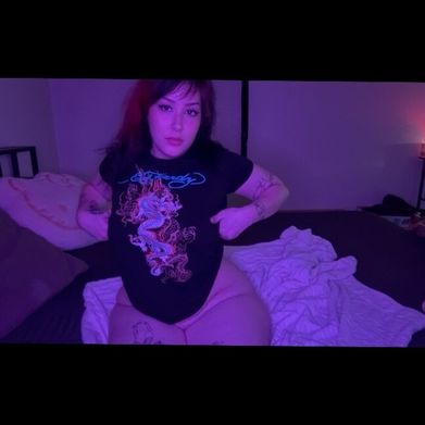 venus (divine.venus) Header Photo Added 2025-12-16