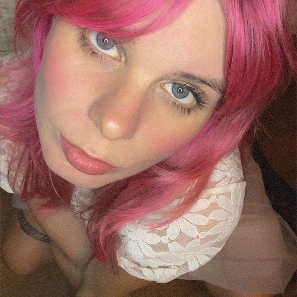 love (lovebloombaby) OnlyFans profile photo