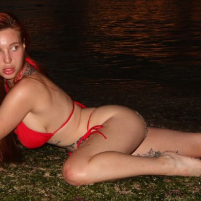 Ariel 🍑 (sinfulariel_vip) Header Photo Added 2025-06-24