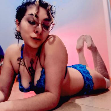 Feetish goddess ⚕︎ Added Photo on 2025-08-25